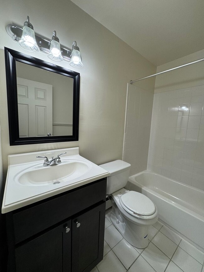 Interior Photo - Broadmore Apartments