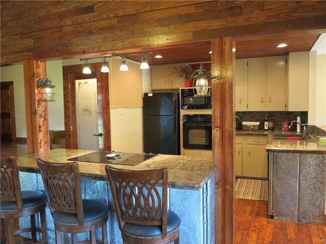 Foto del edificio - 2851 Bell Gin Rd