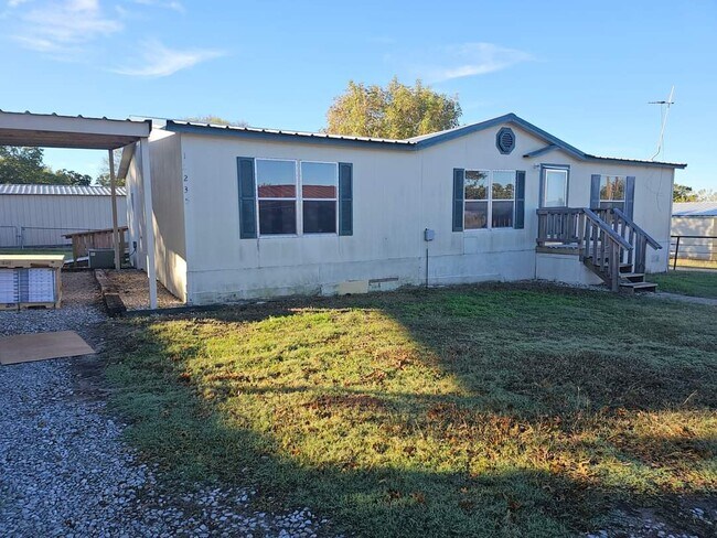 Foto del edificio - 12235 Farm to Market Rd 730 N