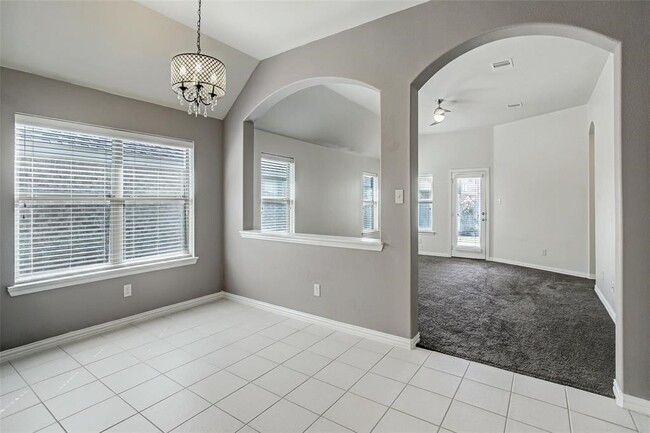 Foto del edificio - 26607 Grey Sparrow Dr