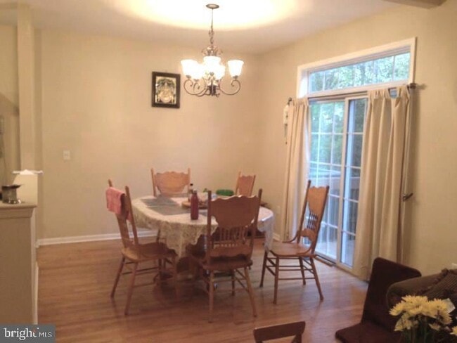 Foto del edificio - 85 Shelley Cir