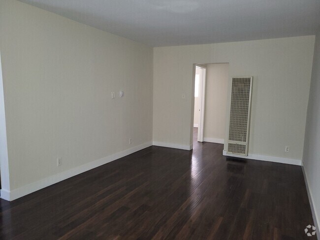 Owensmouth Apartments