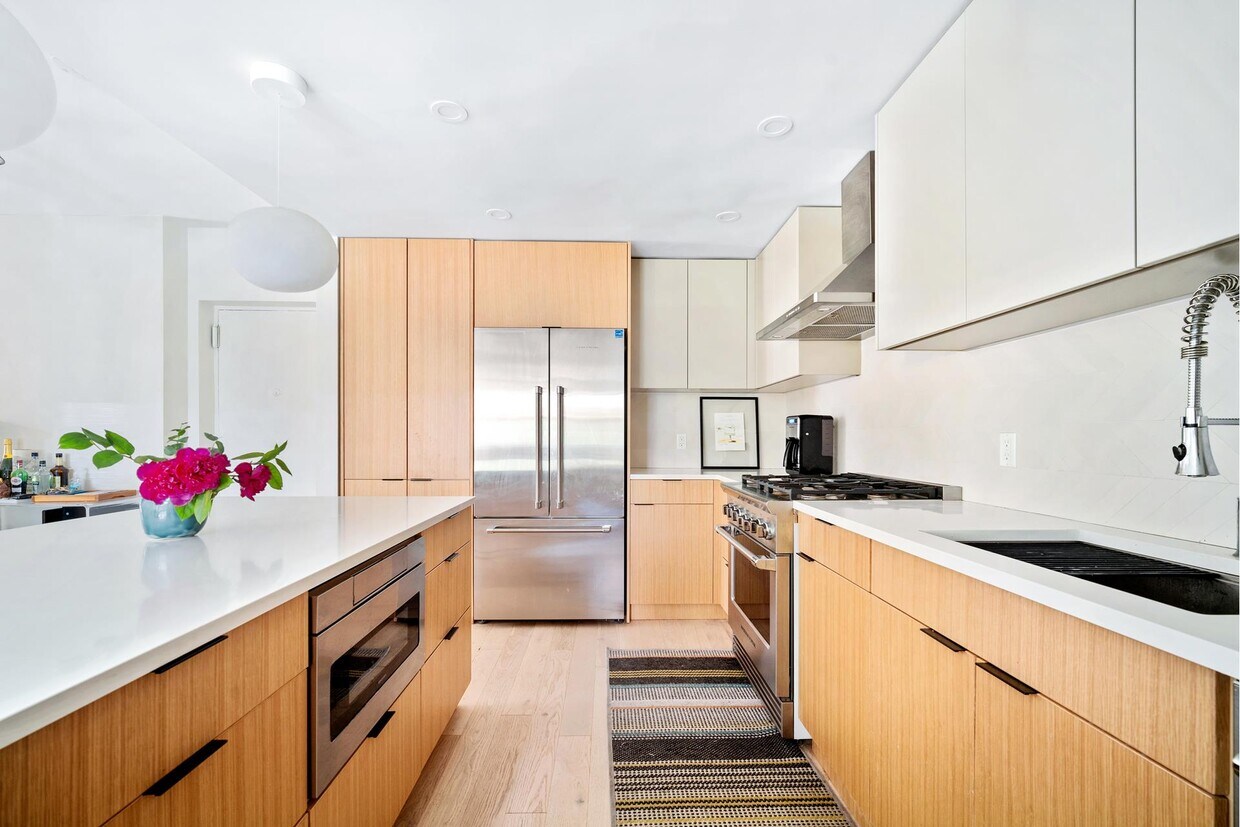 415 Argyle Rd Unit 1MN, Brooklyn, NY 11218 Condo for Rent in Brooklyn