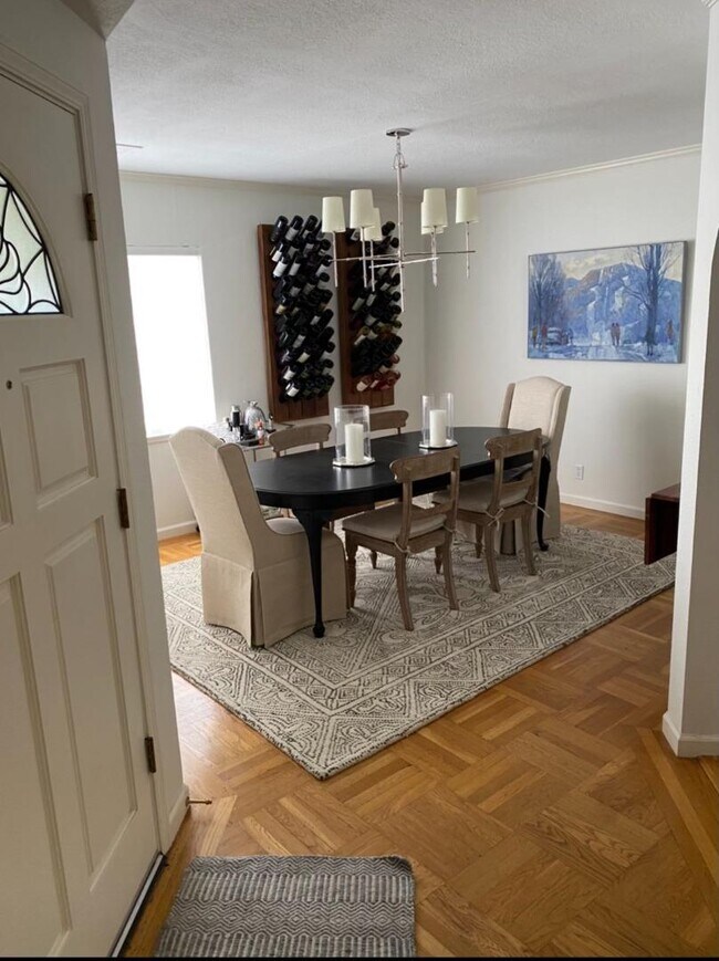 Foto del edificio - 2107 Eaton Ave