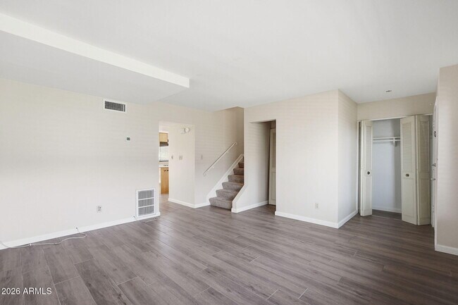 Building Photo - 3937 S Mill Ave