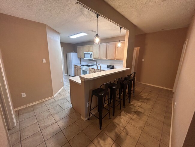 Foto del edificio - 1011 Windymeadow Ln