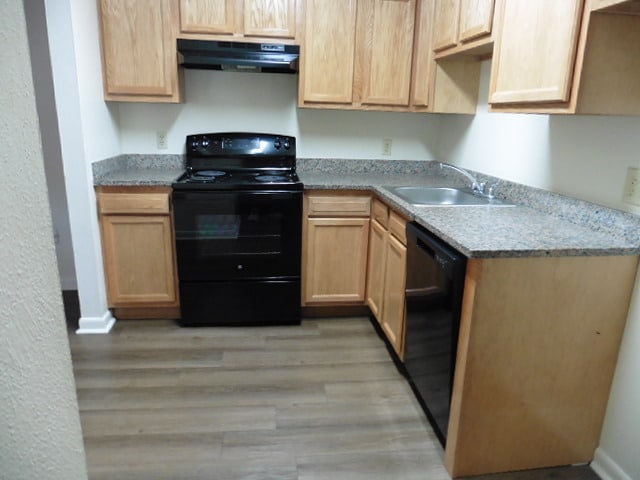 Foto del edificio - 4102 Hessmer Ave