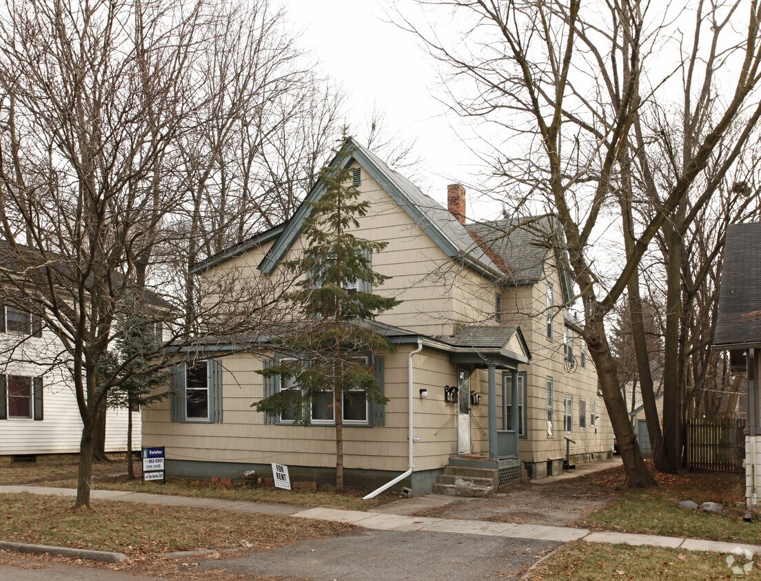 Foto del edificio - 957 Sheridan St