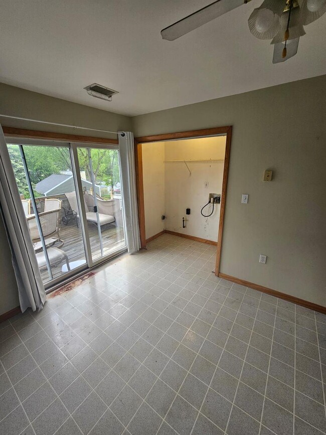 Foto del edificio - 107 Homestead Ave