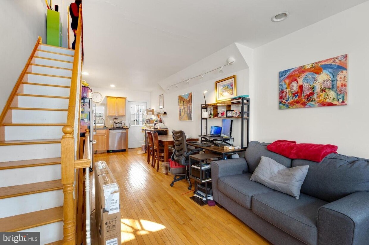 739 Sears St, Philadelphia, PA 19147 Townhome Rentals in Philadelphia