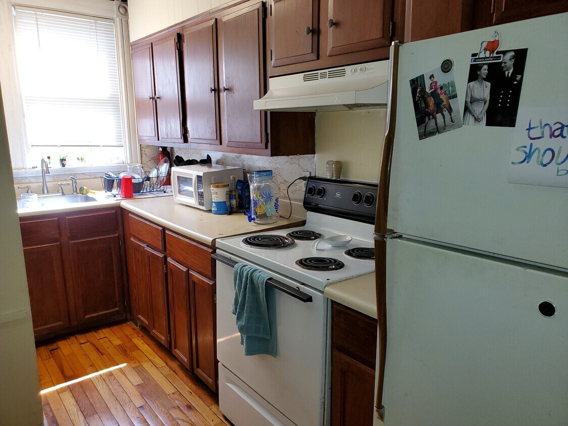 Primary Photo - 256 Quail St
