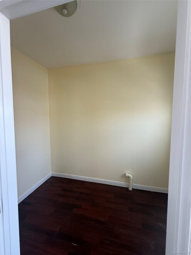 Foto del edificio - 168-42 Liberty Ave