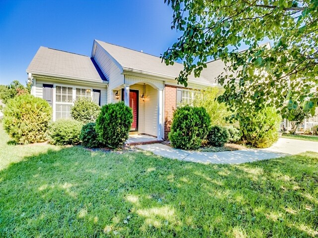 Building Photo - 5001 Teal Ct