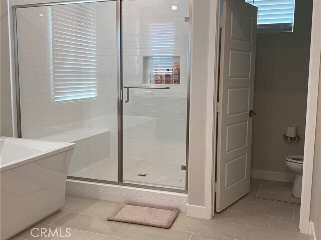 Building Photo - 374 Chorus