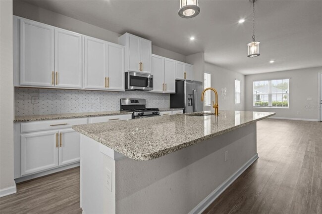 Foto del edificio - 15384 Caravan Ave