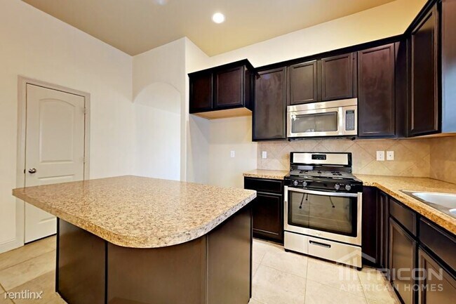 Building Photo - 5844 Burgundy Rose Dr