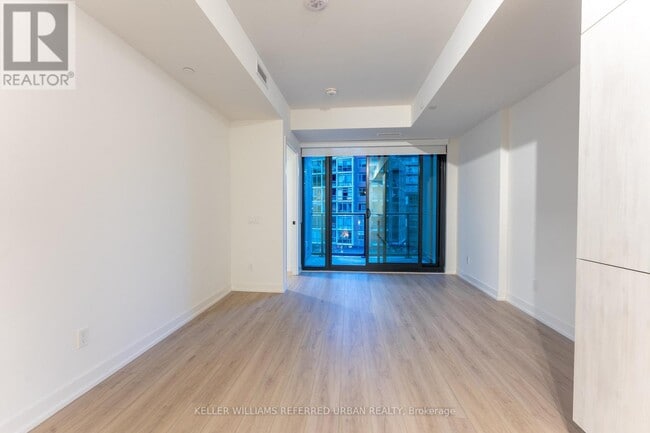 Building Photo - 35 Parliament St