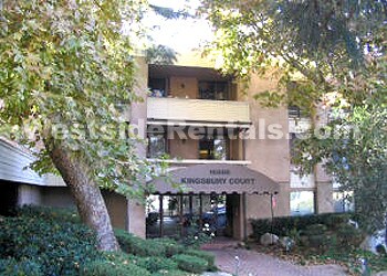 Foto principal - 16866 Kingsbury St