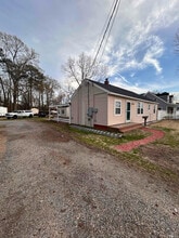 Building Photo - 632 Bellwood Rd