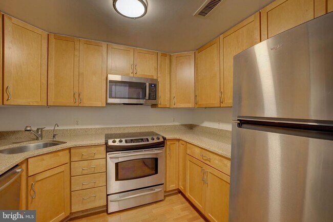 Foto del edificio - 4601 N Park Ave