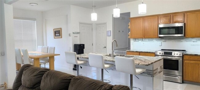 Building Photo - 8674 Abbotsbury Dr