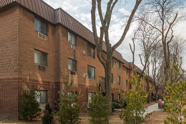 Building Photo - Caribe Gardens