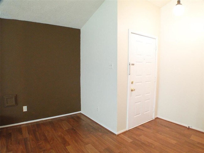 Foto del edificio - 6603 Zapata Dr