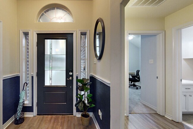 Foto del edificio - 3 bedroom, 2 bathroom home in the Castlega...