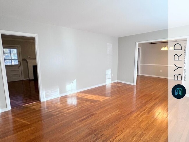 Foto del edificio - 5000 Jessup Rd