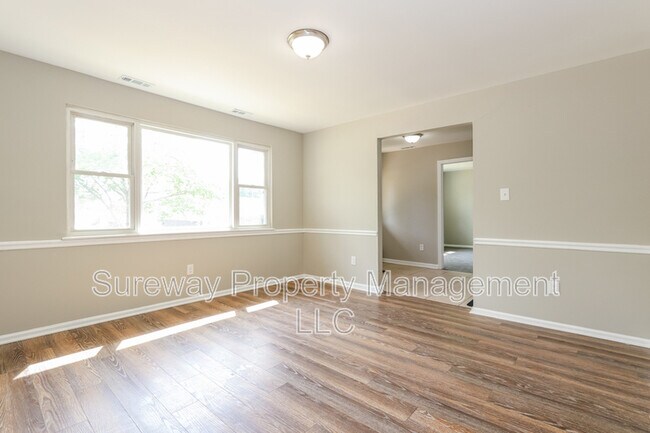 Foto del edificio - 5325 Beacon Ave