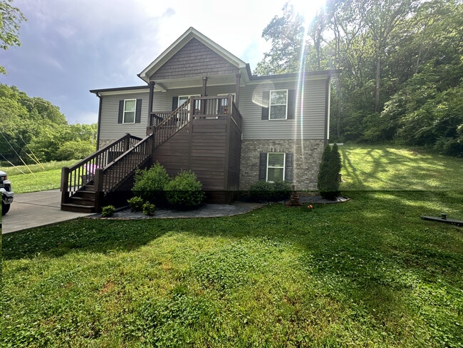 Building Photo - 1512 Williamson Rd