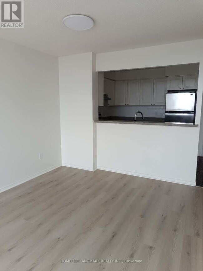 Building Photo - 29 Pemberton Ave