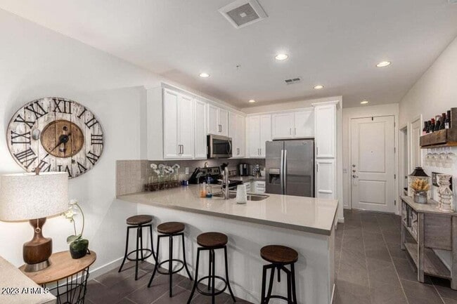 Foto del edificio - 2511 W Queen Creek Rd