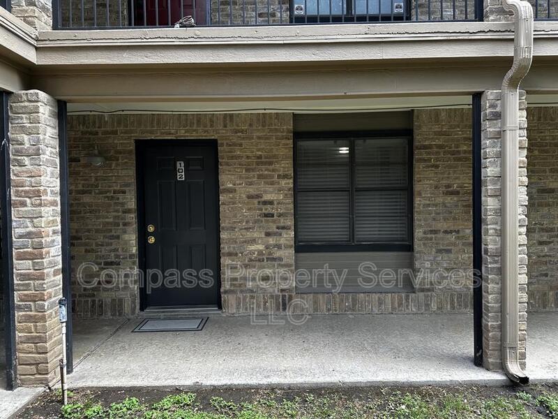 Primary Photo - 1214 Baylor Ave