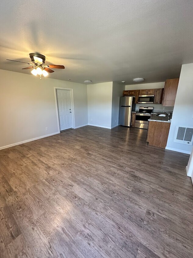 3730 Birchfield Ln SW Unit A, Bemidji, MN 56601 Room for Rent in