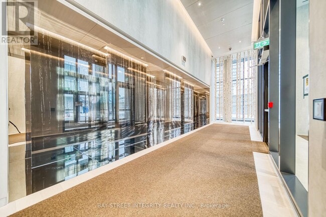 Building Photo - 138 Downes St