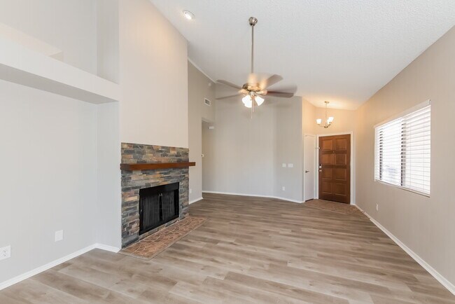 Foto del edificio - 4681 W Harrison St