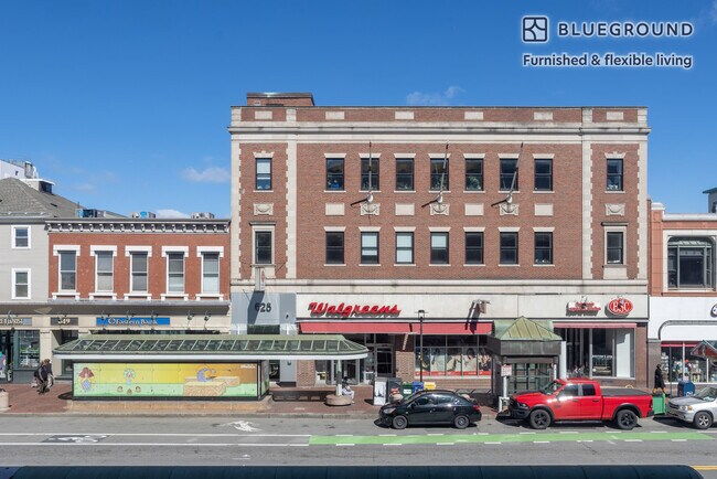 Foto del edificio - 632 Massachusetts Ave