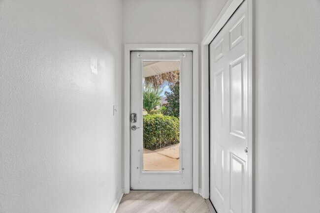 Building Photo - 47 White Heron Dr