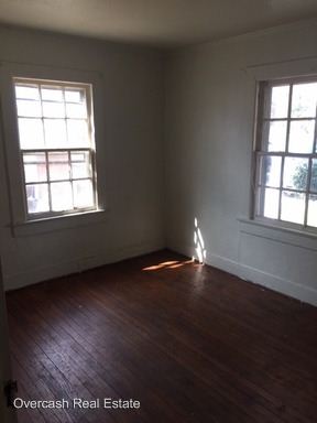 Building Photo - 1302 Lane St