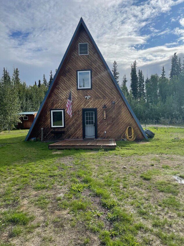 Primary Photo - 2 Bed, 1 Bath A-Frame for Rent!