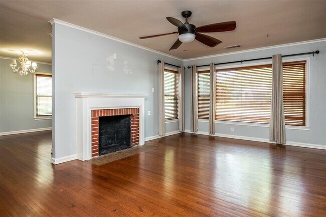 Foto del edificio - 3605 Park Ridge Blvd