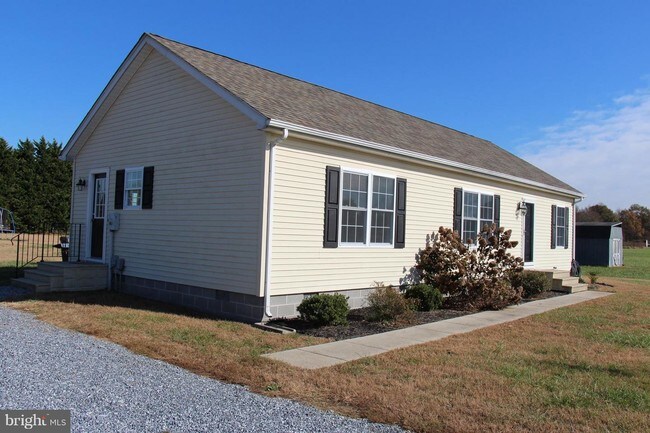 Foto del edificio - 24184 Mallow Dr