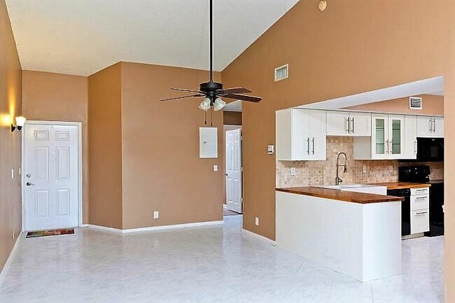 Building Photo - 3160 Leewood Terrace