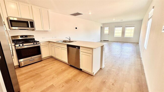 Foto del edificio - 20404 Deer Creek Dr