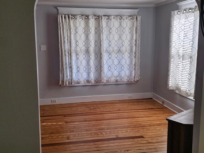 Foto del edificio - 313 1st St