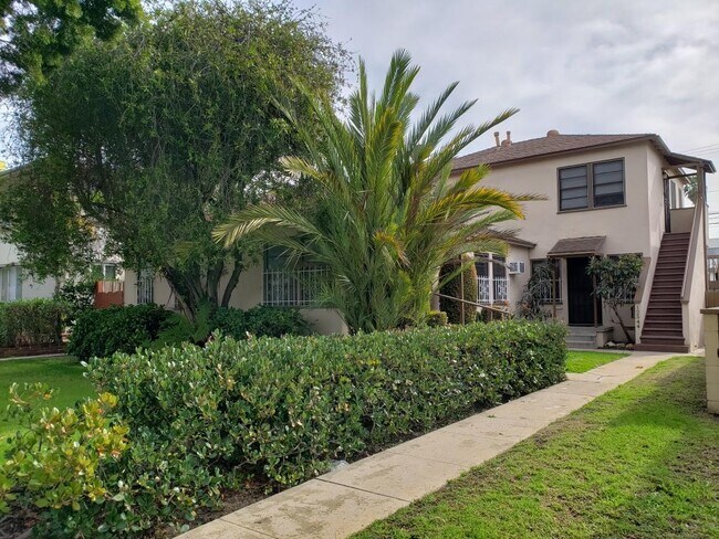 Foto del edificio - 12544 Venice Blvd