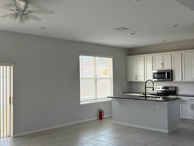 Foto del edificio - Stunning 2 story home in Ocoee