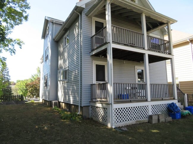 Building Photo - 199 Trapelo Rd