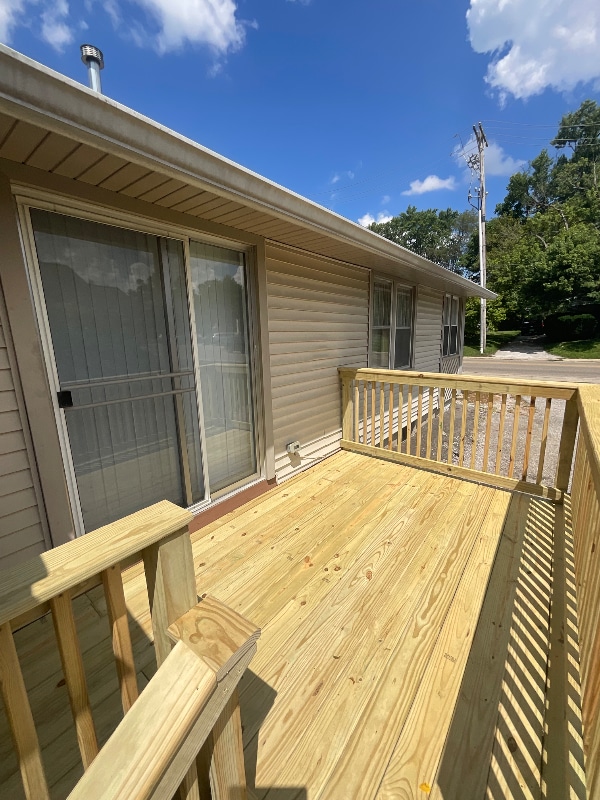 Building Photo - 416 E Hillside Dr